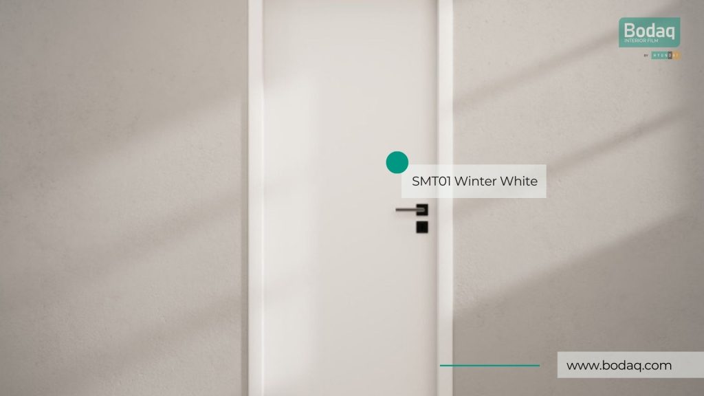 SMT01 Winter White: Door